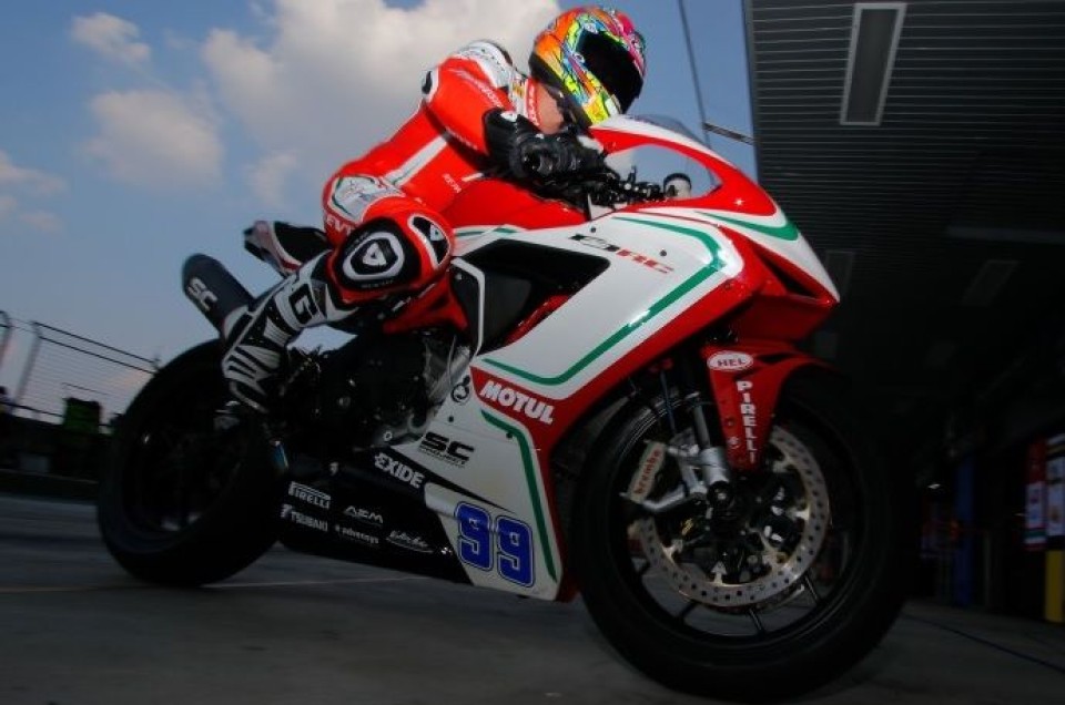 SBK: WUP. SSP: Jacobsen porta la MV Agusta in vetta, 2° Canducci