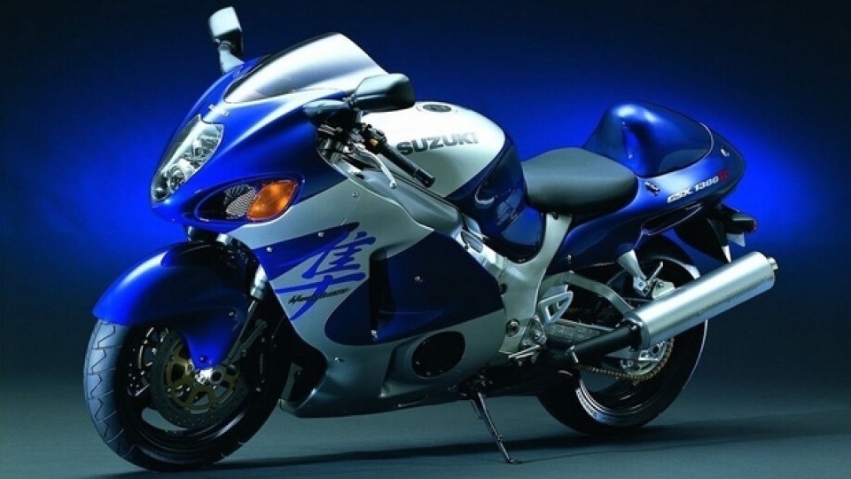 Moto - News: La corsa ai 300 Km/h: Suzuki GSX-R Hayabusa