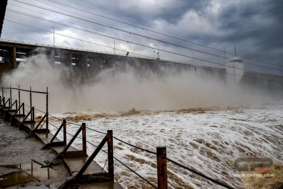 MotoGP: Open the dams: weather alert at Termas de Rio Hondo