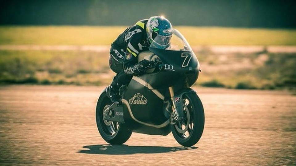 Moto - News: Bridgestone e Saroléa correranno insieme il TT Zero [VIDEO]