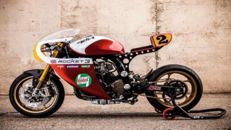 Moto - News: XTR Rocket 3: la racer in stile british