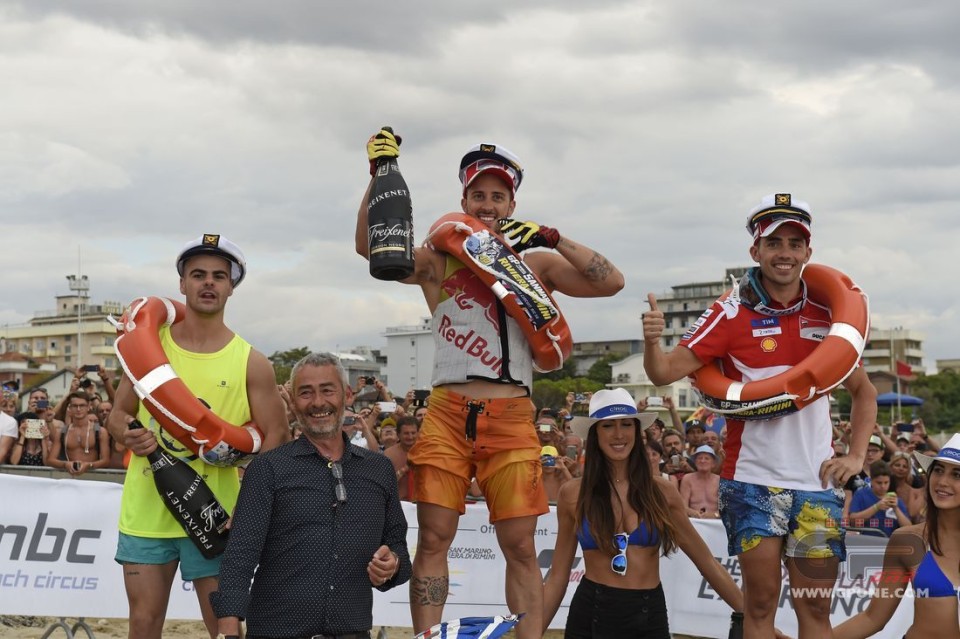 MotoGP: Dovi ha fretta di vincere, suo il trionfo sulle moto d'acqua