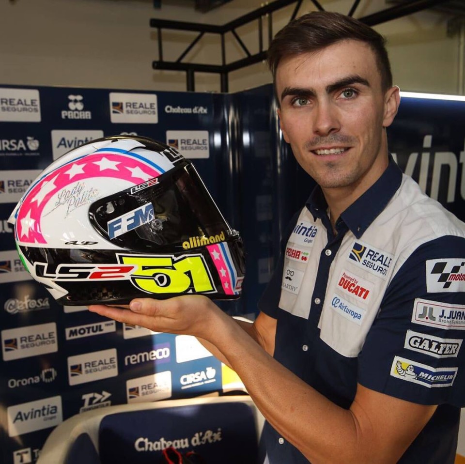 MotoGP: Loris Baz con il casco di Alessia Polita