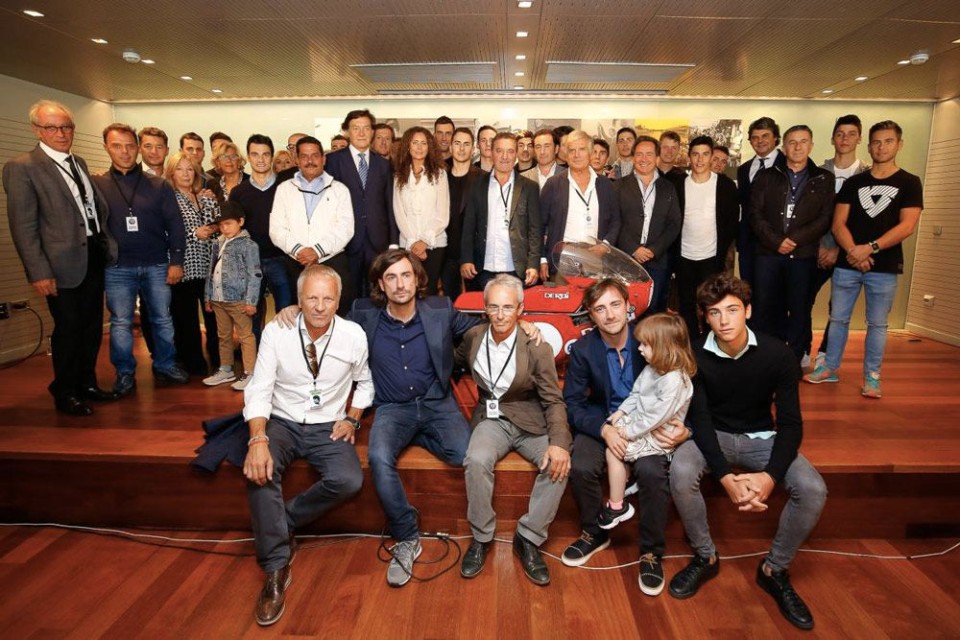 News: The MotoGP riders remember Nieto in Madrid and Jarama