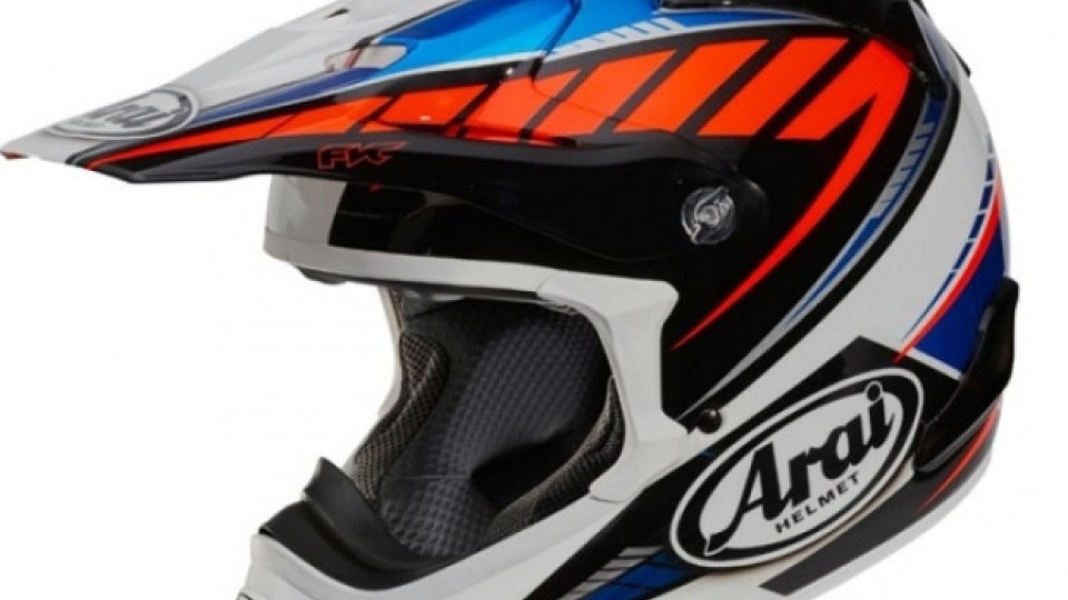 Moto - News: ARAI MX-V, il nuovo casco per l'off-road