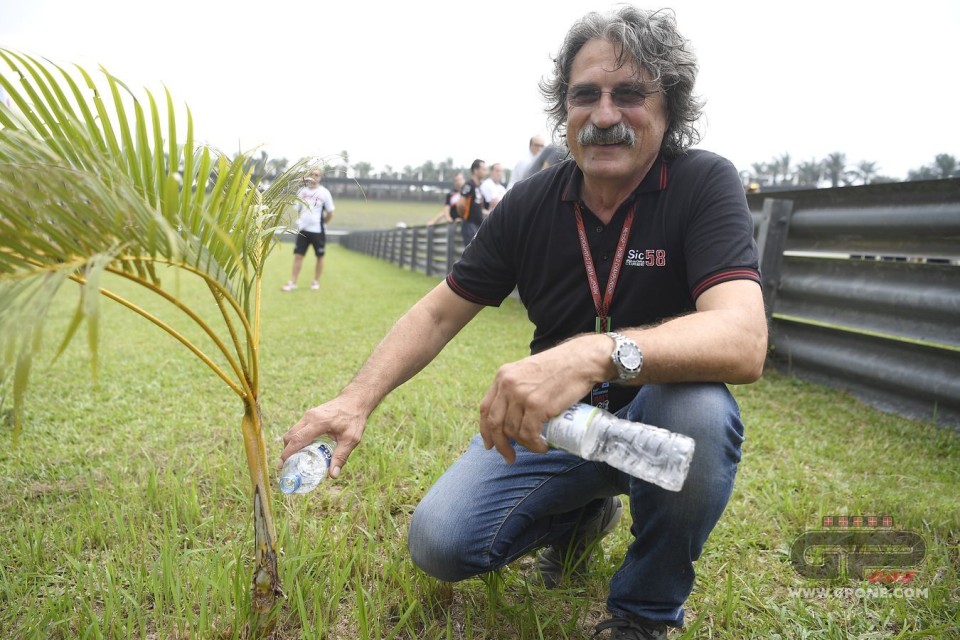 MotoGP: Ricordando Marco Simoncelli a Sepang