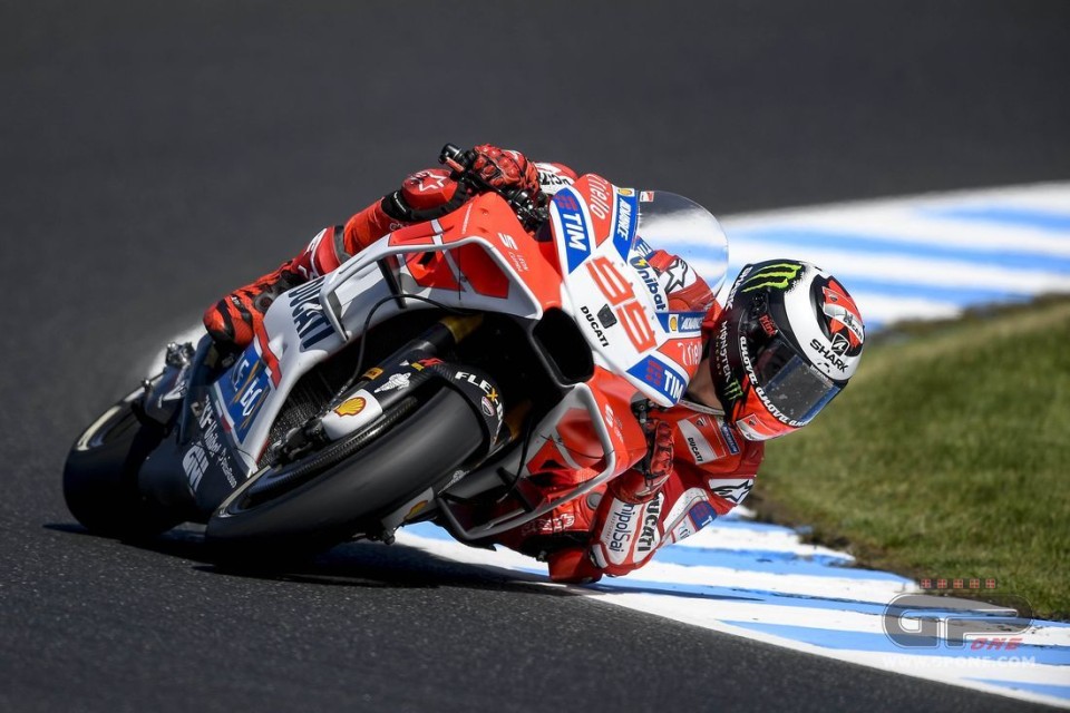 MotoGP: Lorenzo: sto pensando di tornare alla carena senza ali
