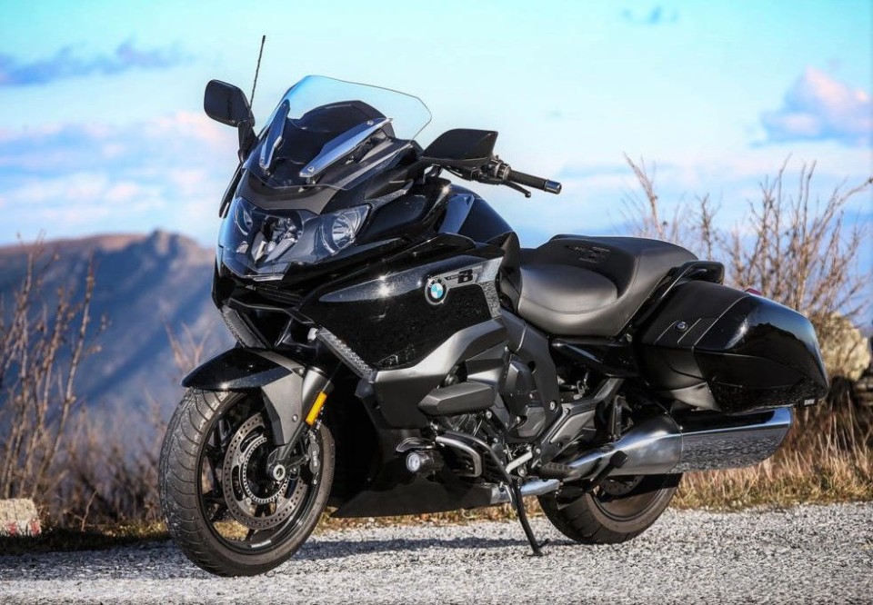 Moto - News: BMW K 1600 B: classe ed eleganza 