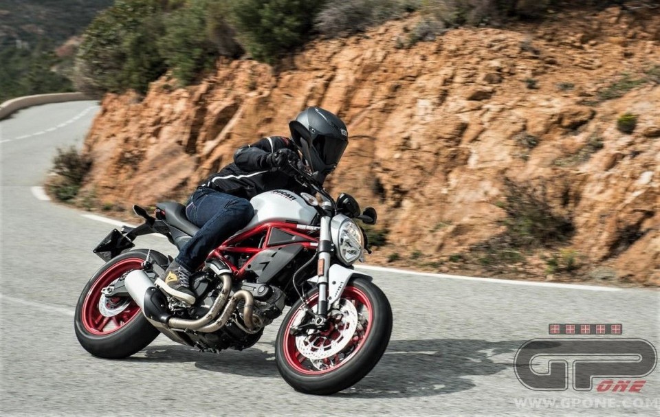 Moto - News: Ducati ti mette in moto per la primavera: torna Service Warm Up