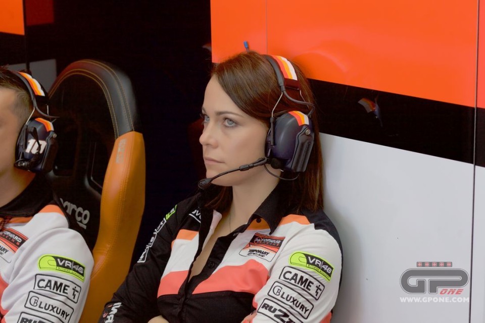 Moto2: Da ombrellina a team manager, la storia di Milena