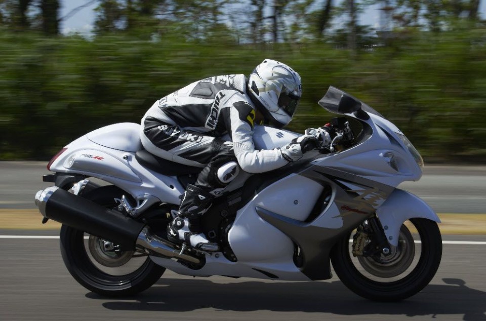 Moto - News: Suzuki: torna la Hayabusa nel 2019