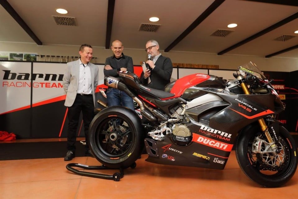 SBK: Barni: svelata la Ducati V4 per il National