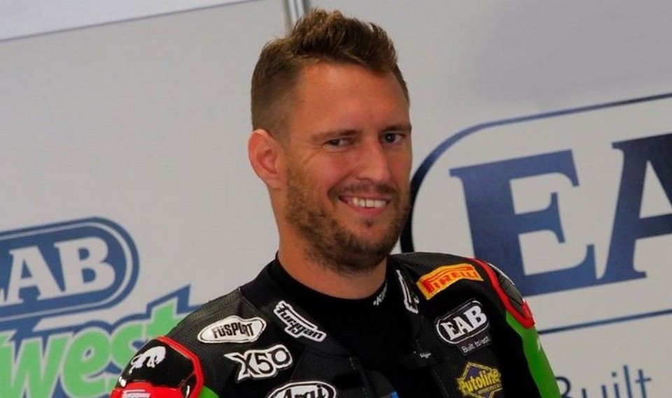 SBK: Operazione al polso riuscita per Anthony West