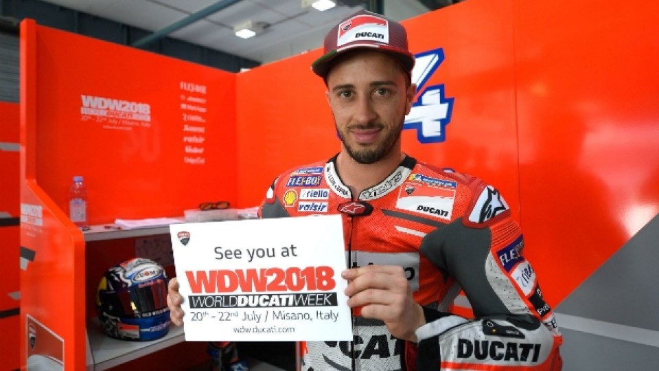 Moto - News: I piloti di MotoGP e SBK al World Ducati Week 2018