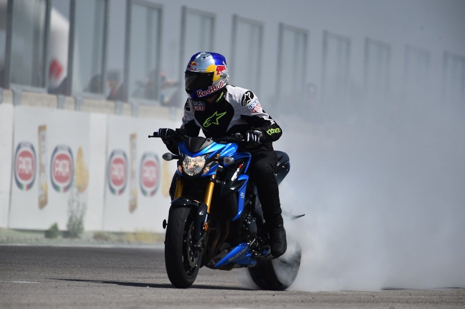 Moto - News: Il Suzuki DemoRide Tour invade la 32° edizione del Biker Fest