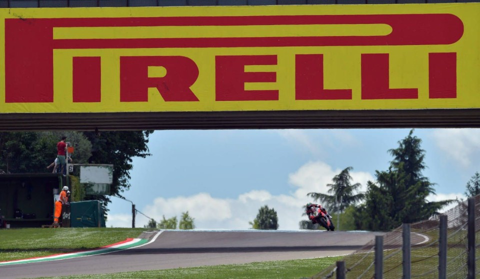 SBK: Pirelli: ad Imola debutto per la 200/65