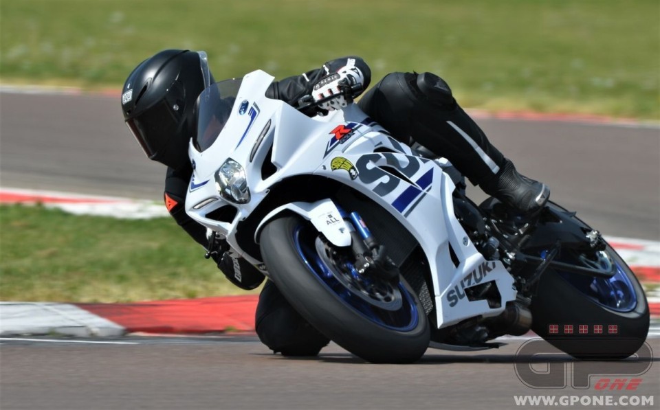 Moto - Test: In pista sotto il segno della 