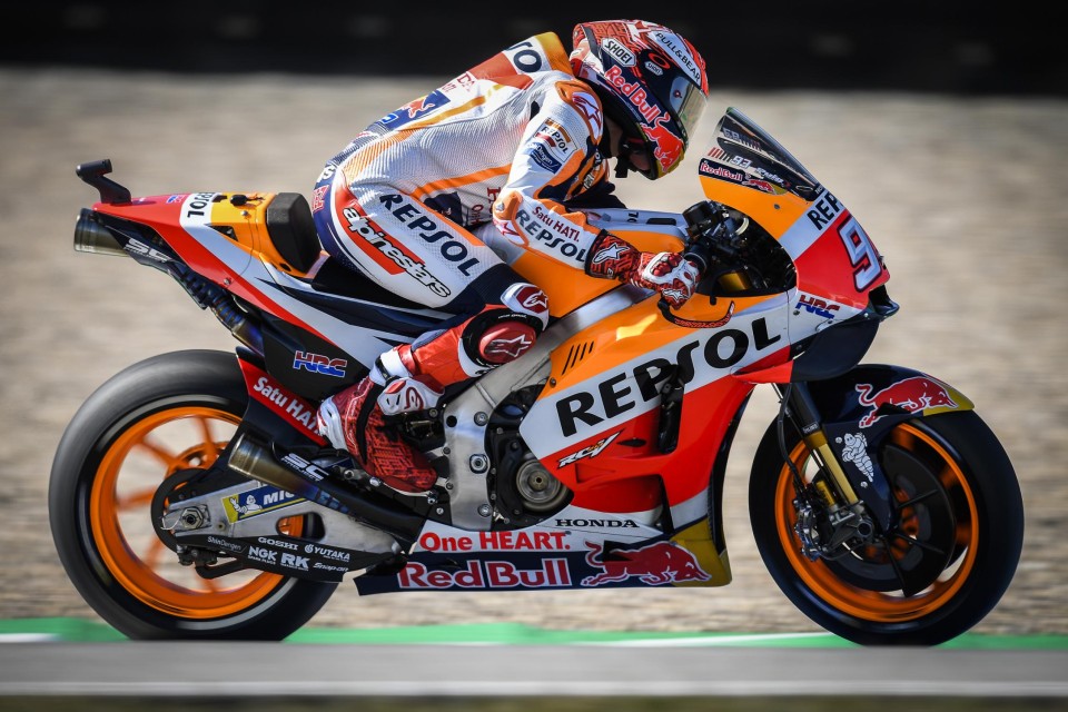 MotoGP: FP1: Ad Assen Vinales e Rossi soffiano sul collo di Marquez