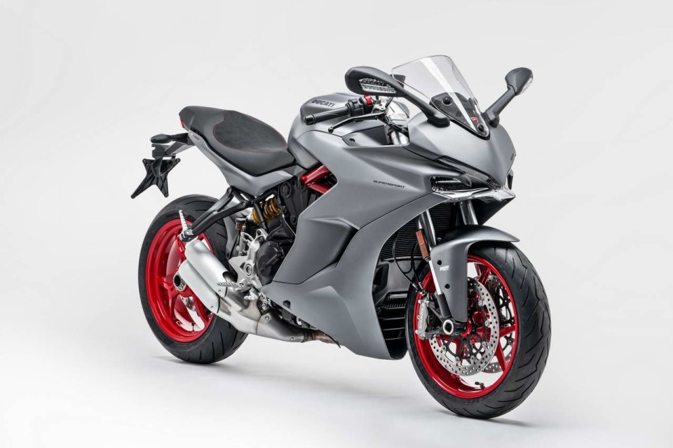 Moto - News: Ducati SuperSport 2019, si veste di grigio