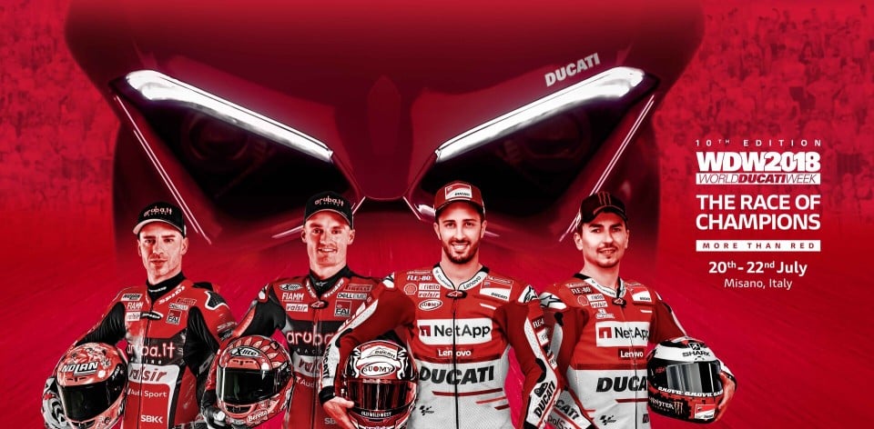 Moto - News: I campioni Ducati in gara con le Panigale V4 S al WDW