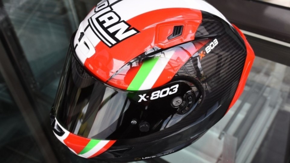 Moto - News: Nolan X-803 U.C. Replica Stoner, il nuovo casco celebrativo