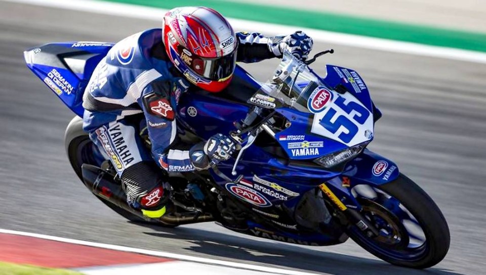 SBK: Hendra Pratama senza rivali a Misano: sua la pole in SSP300  