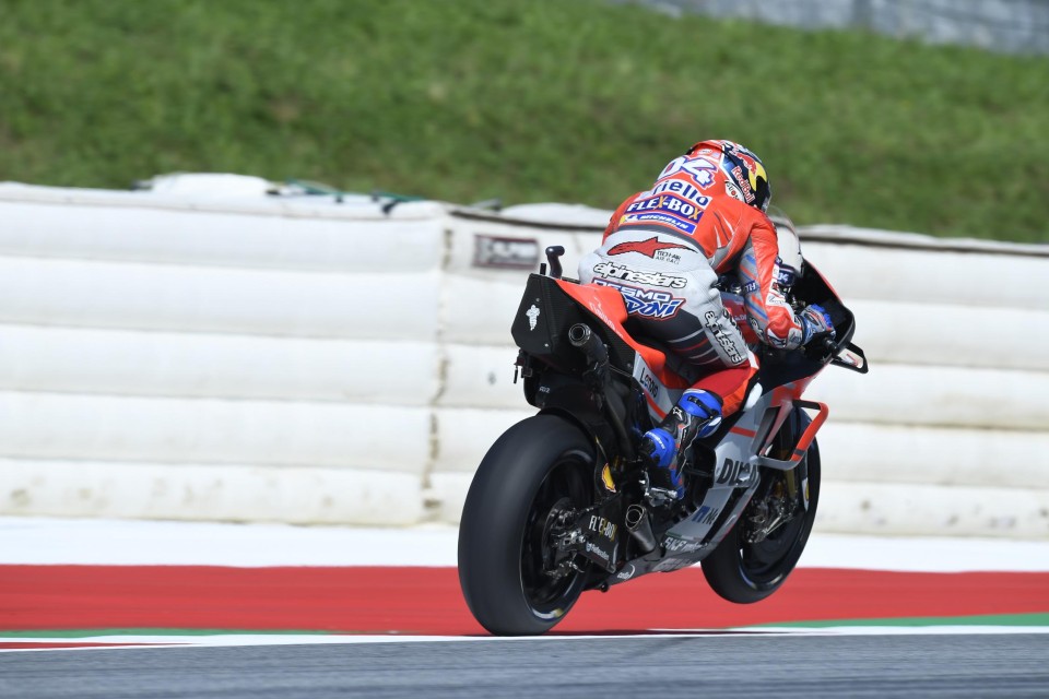 MotoGP: FP1: tripletta Ducati con Dovi, Lorenzo e Petrucci