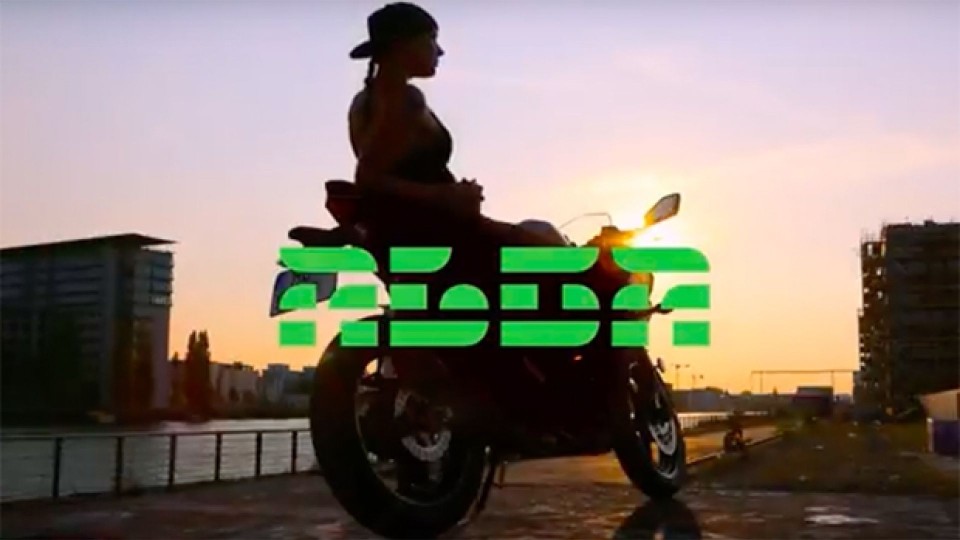 Moto - News: Kawasaki Z125 e Ninja 125, il video-teaser