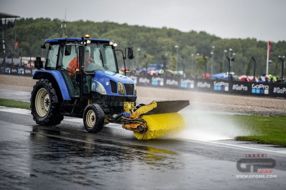 MotoGP: Silverstone: la sorpresa nella scatola di... Pringle