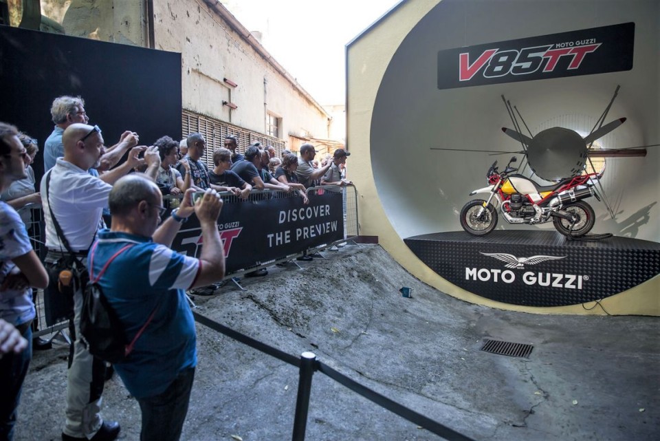 Moto - News: Moto Guzzi: 30.000 appassionati per gli Open House a Mandello