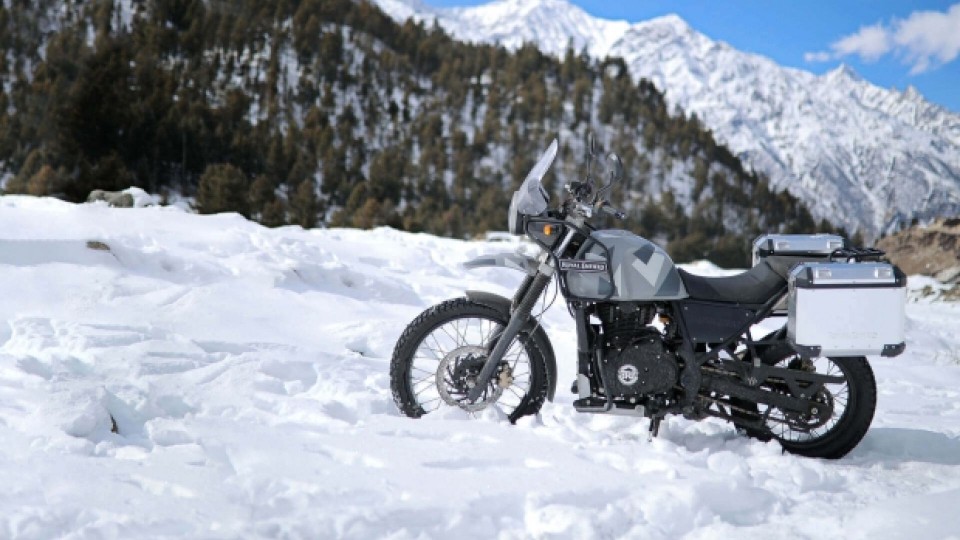 Moto - News: Royal Enfield Himalayan Sleet, pronta a tutto