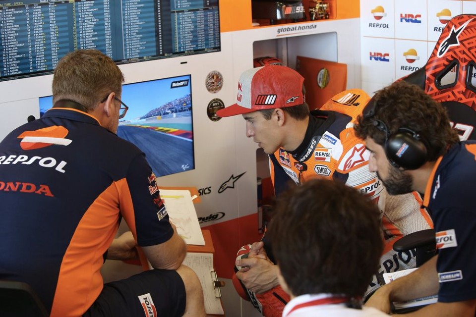 MotoGP: Marquez: "La caduta di Lorenzo? molto strana"