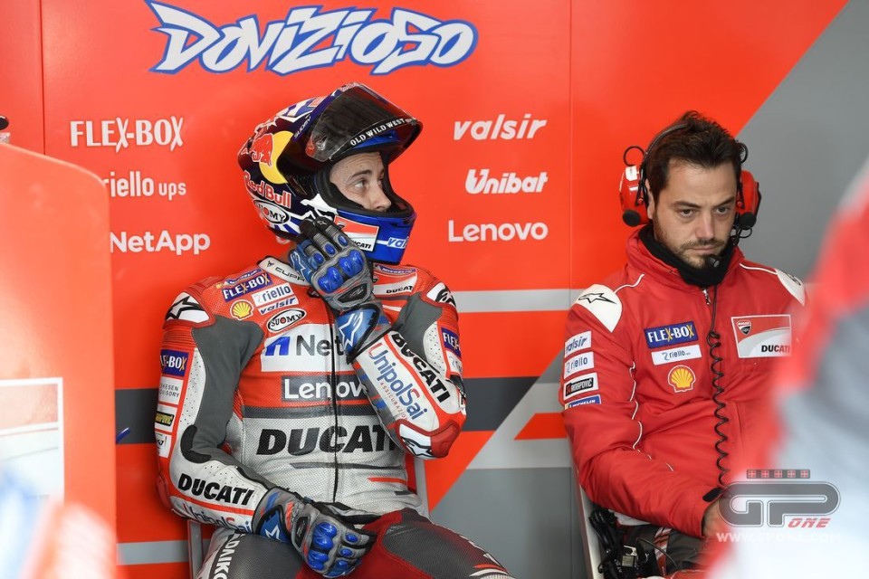 MotoGP: Dovizioso: "Correrò tenendo un occhio su Rossi"