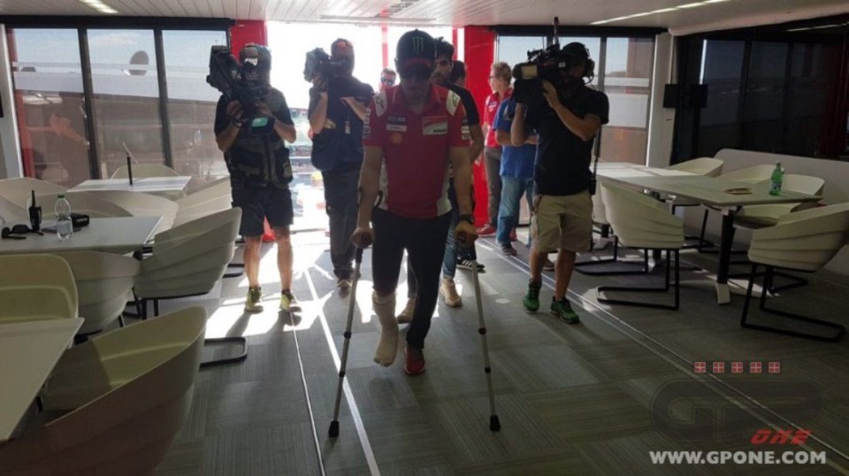 MotoGP: Lorenzo e Pol Espargarò abili e arruolati a Buriram