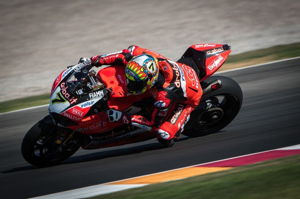 SBK: Ruggito di Davies, 2° nella FP4 a soli 95 millesimi da Rea