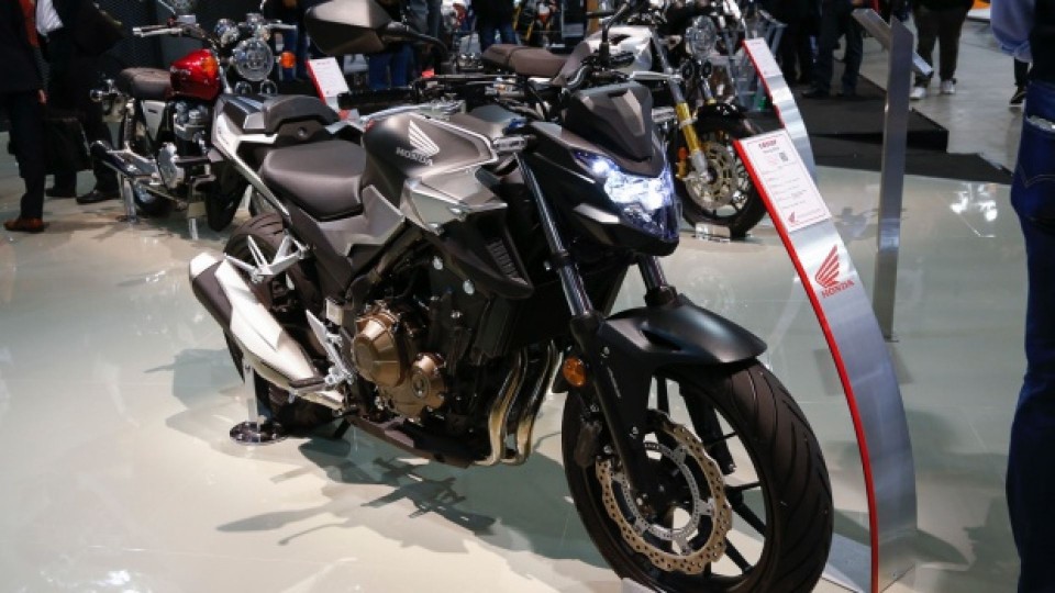 Moto - News: Honda CB500F, streetfighter per tutti