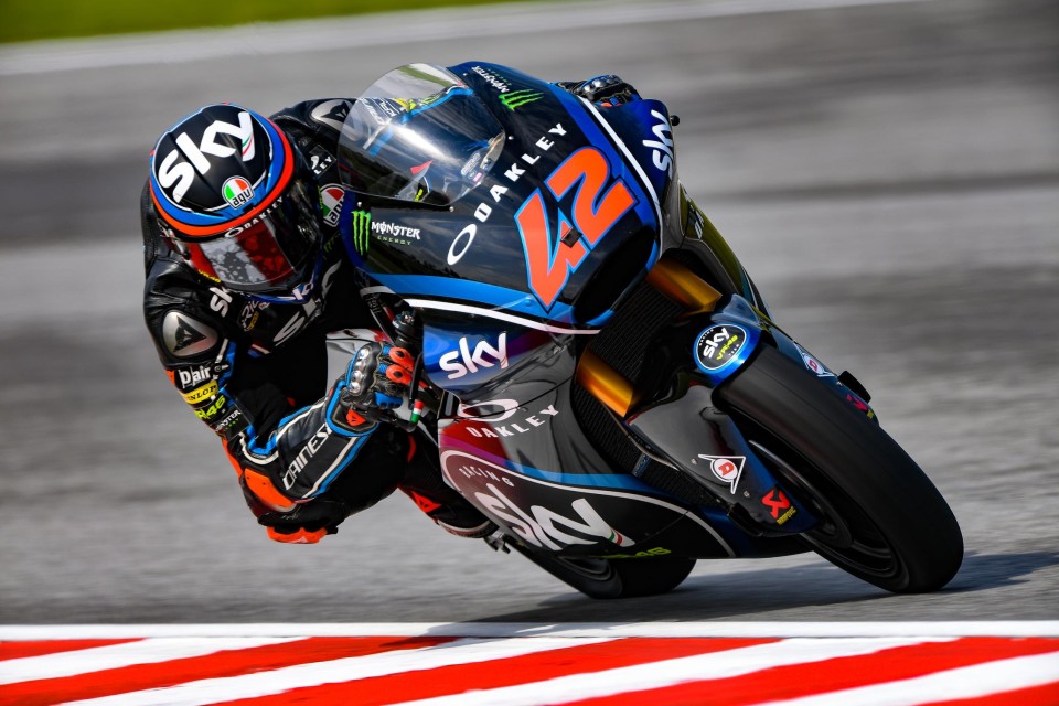 Moto2: Festa team Sky: Marini vince la gara, Bagnaia campione 