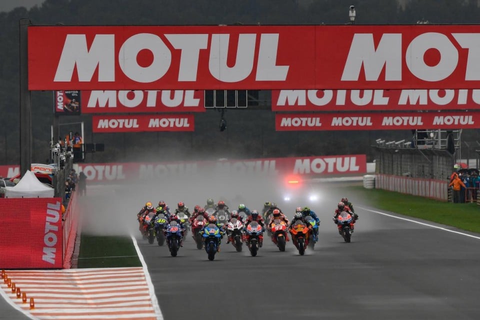 MotoGP: Test Valencia: in tv su Sky Sport MotoGP e live su GPOne.com