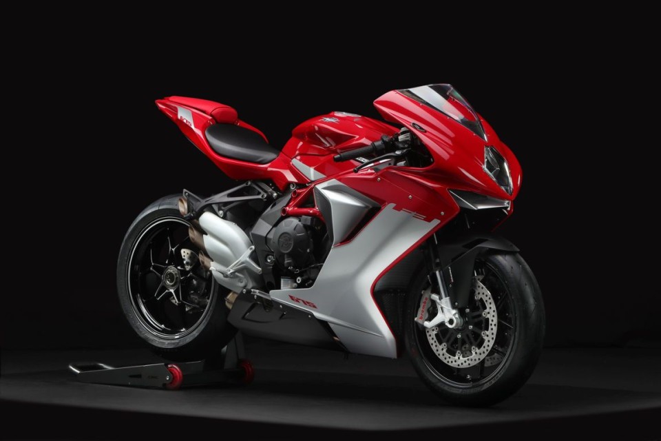 Moto - News: MV Agusta: Brutale 800 e F3 675 anche da 35 kW 