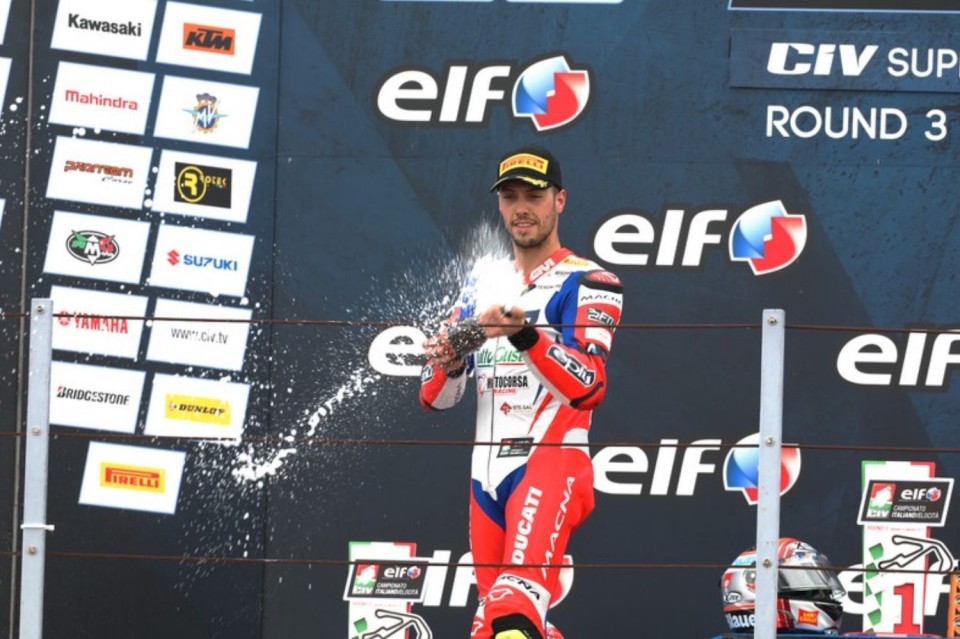 SBK: Zanetti: le ali della Ducati V4 a rischio divieto in SBK