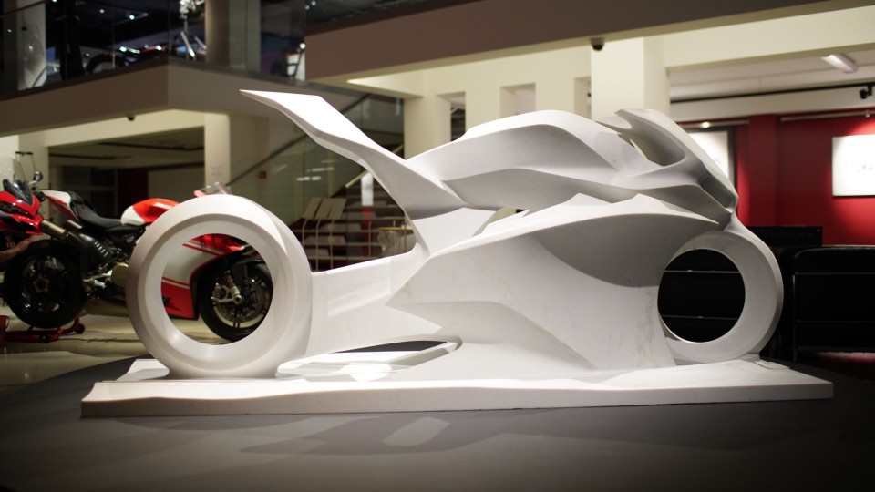 Moto - News: Style Ducati, il design di Borgo Panigale sbarca in Russia