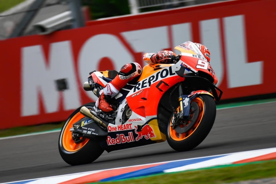 MotoGP: Marquez piega Vinales e Dovizioso in qualifica, 4° Rossi