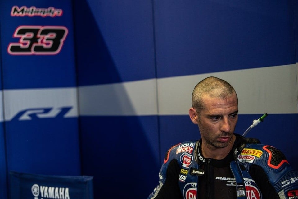 SBK: Melandri deluso: "La Yamaha non va dritta in rettilineo"