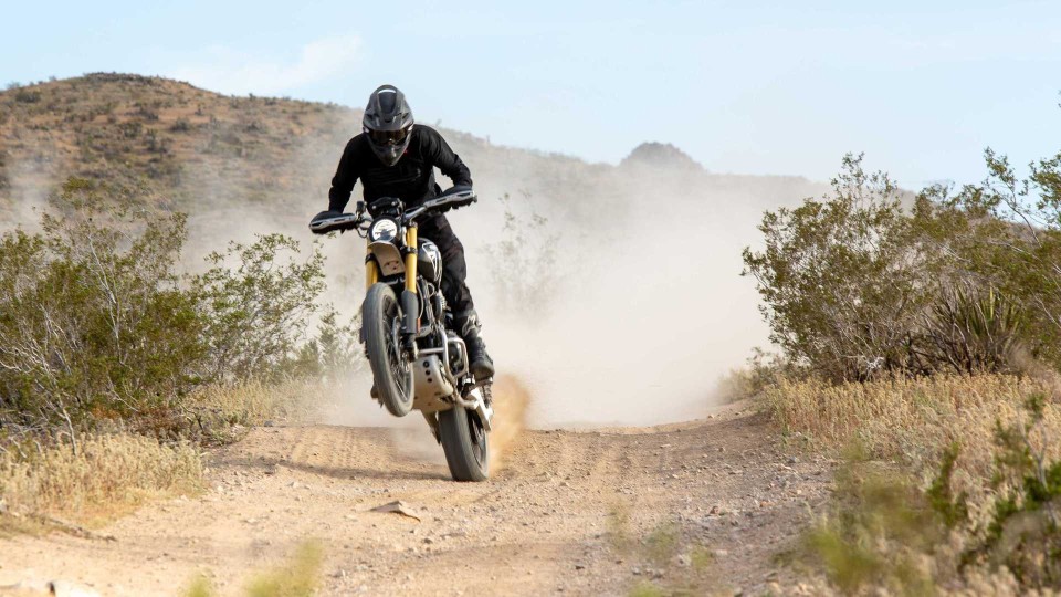 Moto - News: Triumph, la Scrambler 1200 XE correrà a Baja
