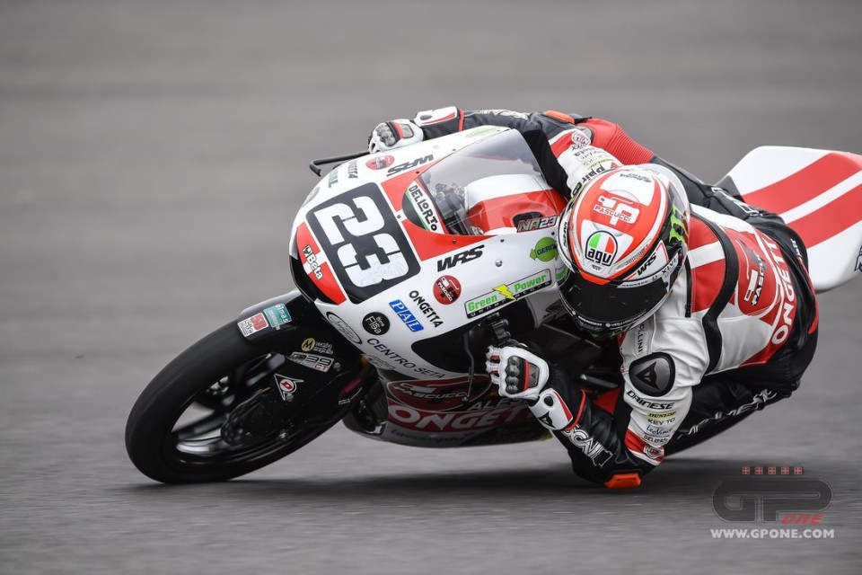 Moto3: FP2: Team Sic58 sugli scudi: Antonelli comanda davanti a Suzuki