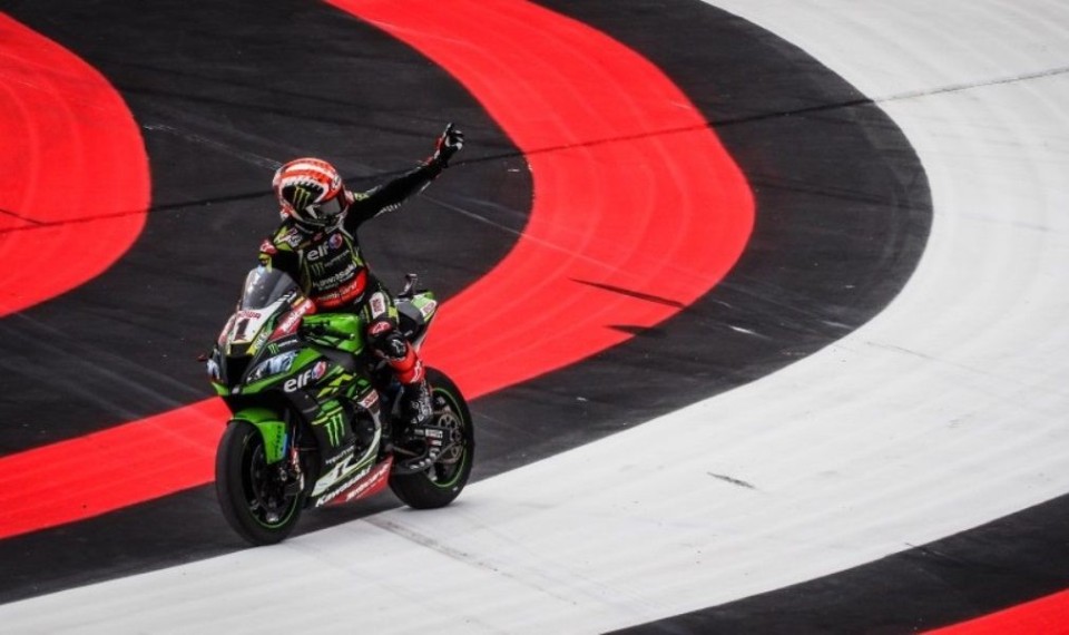 SBK: Warm Up, Rea fa il vuoto sul bagnato, Bautista a quasi 3 secondi