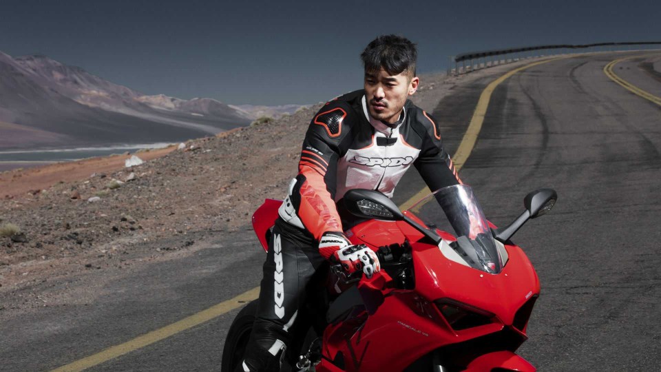 Moto - News: Spidi Bolide, la nuova giacca sportiva in pelle