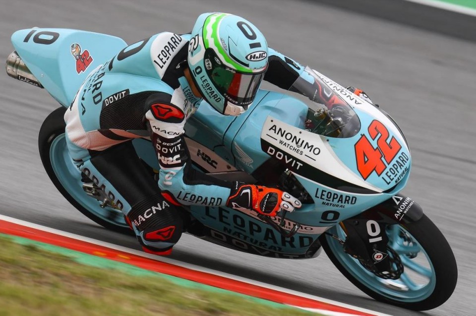 Moto3: A Barcellona tutti giù per terra: vince Ramirez