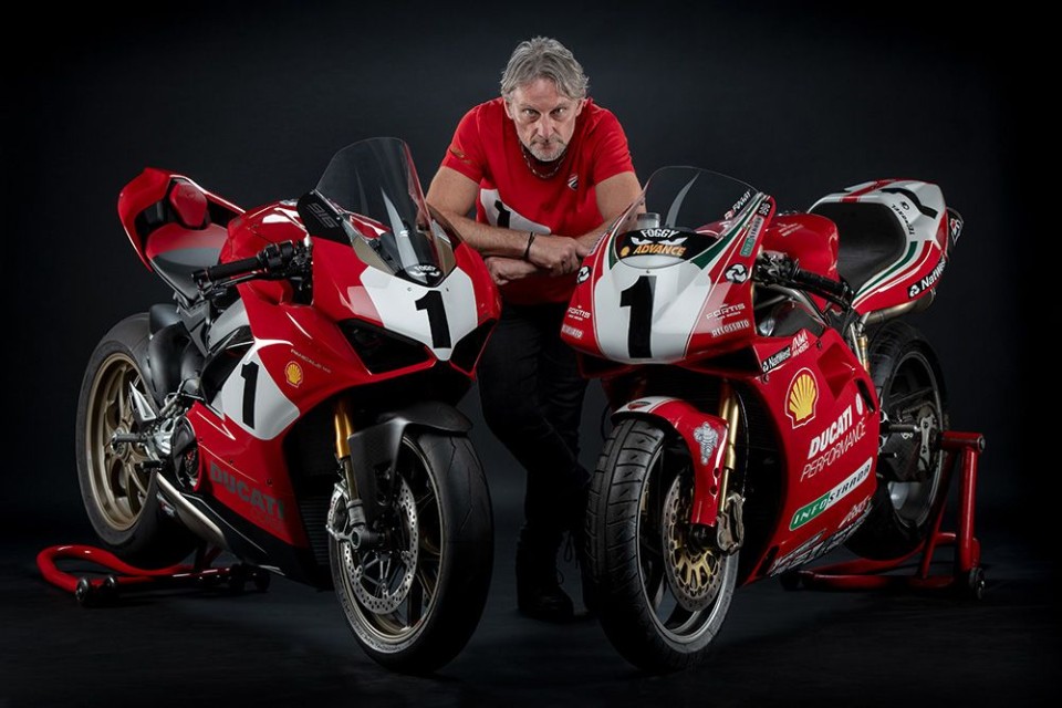 Moto - News: Carl Fogarty reveals the Ducati V4 25th Anniversary 916