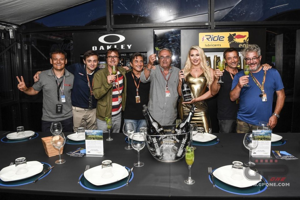 MotoGP: A Silverstone 'Master of Hospitality' porta Prosecco Doc nel team Sky